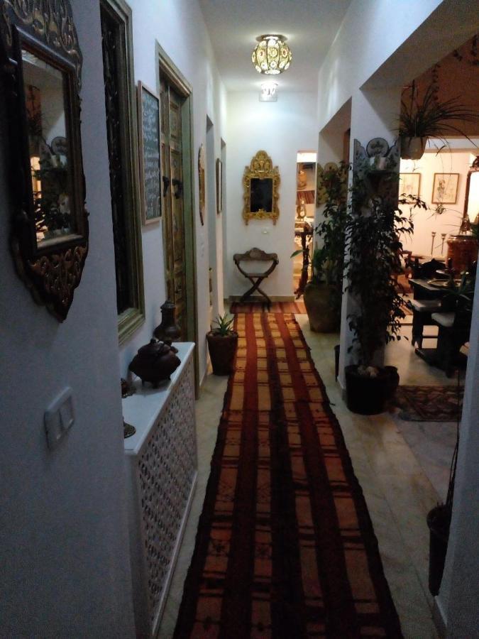 Hotel El Patio Courtyard House Tunisi Esterno foto