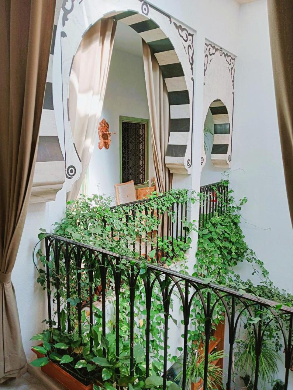 Hotel El Patio Courtyard House Tunisi Esterno foto